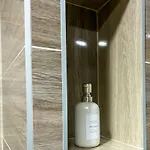 Quiet 2bd Near Sea Garden & By Apartmax شقة