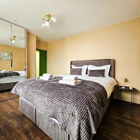 شقة Quiet 2bd Near Sea Garden & By Apartmax فارنا