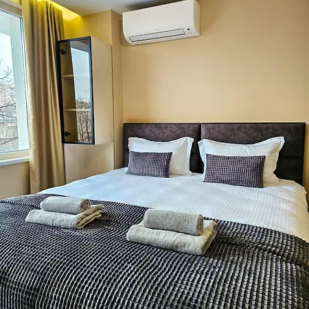 Apartmán Quiet 2bd Near Sea Garden & By Apartmax