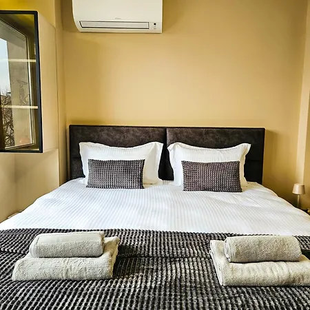 Quiet 2bd Near Sea Garden & By Apartmax Apartmán *