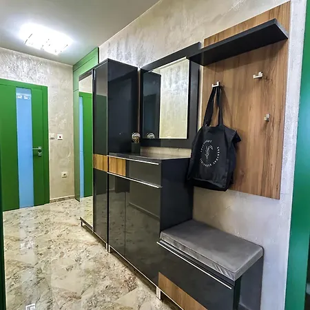 Quiet 2bd Near Sea Garden & By Apartmax Varna